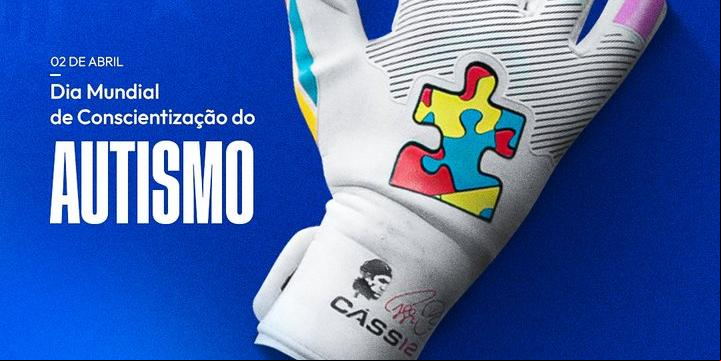 Cruzeiro publica mensagem no dia Mundial de Conscientização do Autismo com luva do goleiro Cássio (Divulgação / Cruzeiro)