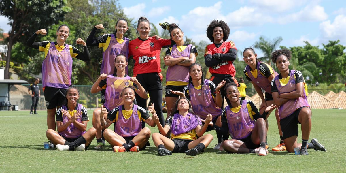 As Vingadoras - time feminino do Atlético (Foto: Daniela Veiga)