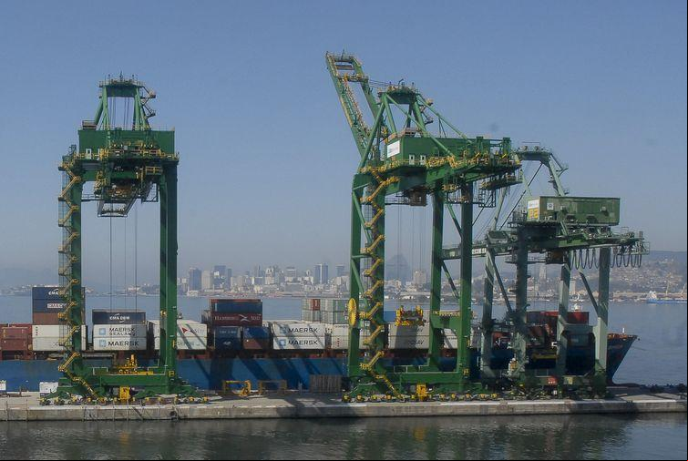 Exportações tiveram queda (Tânia Rêgo/Agência Brasil)