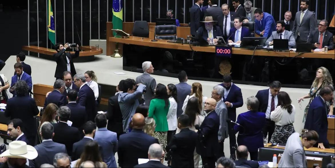 (Lula Marques)