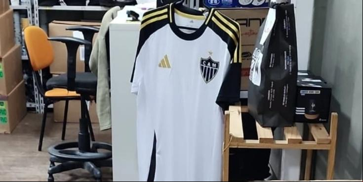 Camisa 2 do Atlético que vazou nas redes sociais (Reprodução: redes sociais)