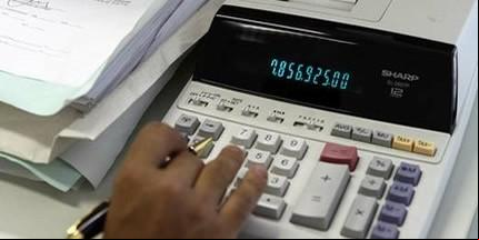 O volume da inadimplência seguiu o movimento de avanço do endividamento em junho. O total de famílias com dívidas atrasadas chegou a 29,2% (TSE/Divulgação)