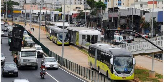 Caso ocorreu dentro de um ônibus na Avenida Cristiano Machado, altura do Bairro União (PBH/Divulgação)