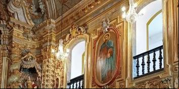 Coletiva nesta segunda (1º) anunciou reabertura de igreja onde estão os restos mortais de Aleijadinho (Instagram Prefeitura Ouro Preto/Reprodução)