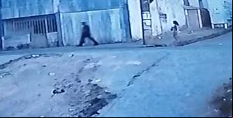 Vídeo mostra Bárbara Vitória acompanhada de suspeito em Ribeirão das Neves (Reprodução / Redes Sociais)