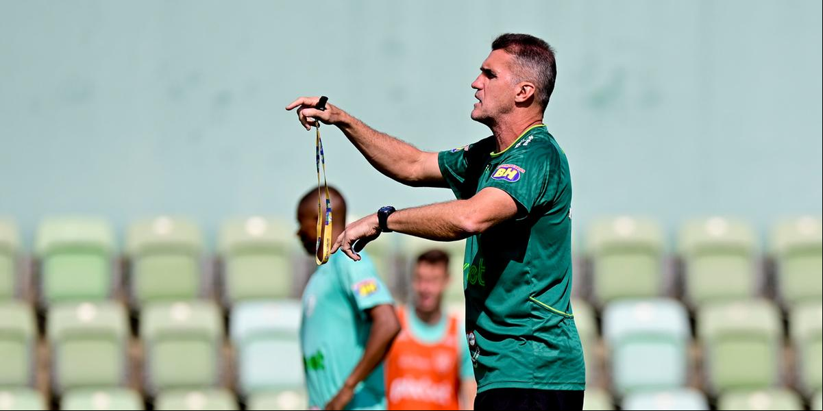 Mancini deu dois dias de folga para jogadores do América antes de semana cheia de treinos (Mourão Panda / América)